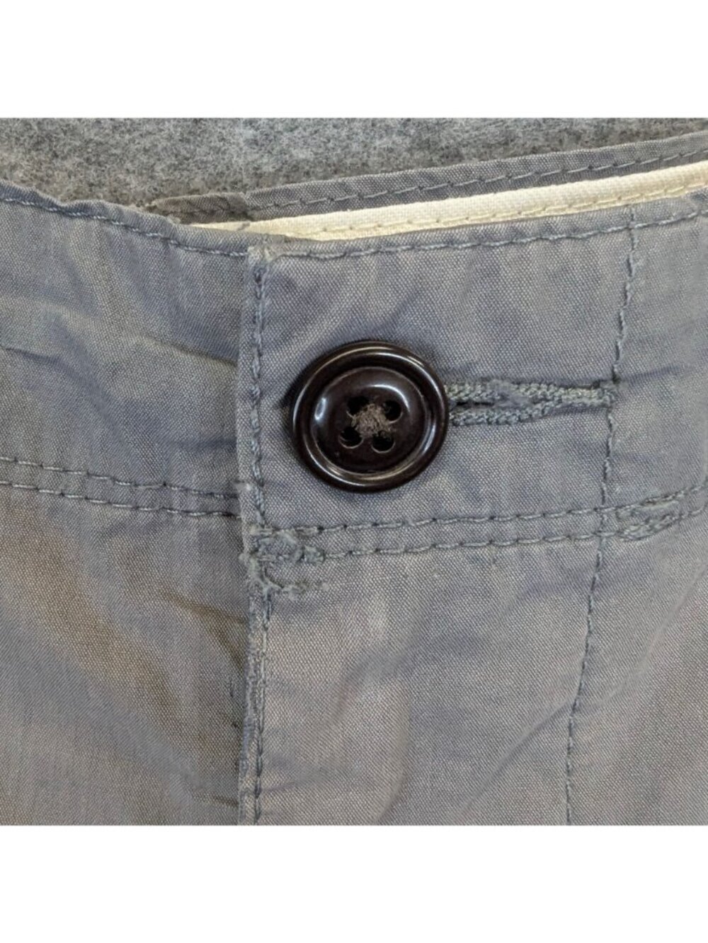 Dockers Mens Size 34 Shorts Gray w Cargo Pockets Casual Lightweight Style - Picture 4 of 8
